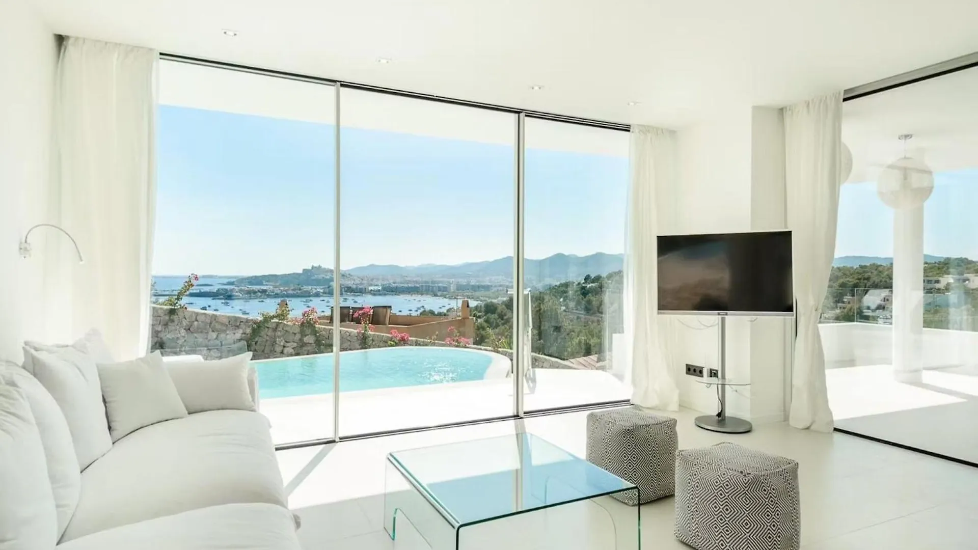 Charming Villa In Delightful Gateway Talamanca  0*, Talamanca (Ibiza)
